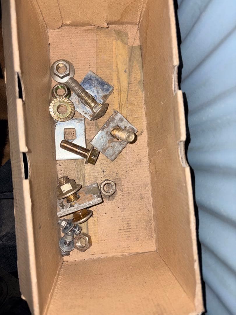 シボレー　c1500 CURTヒッチメンバー ブラック 取り付け金具付き