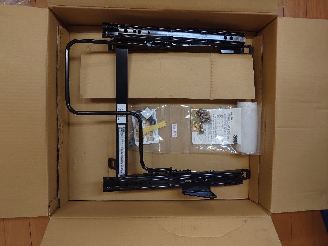 NDロードスターシートレール レカロ用