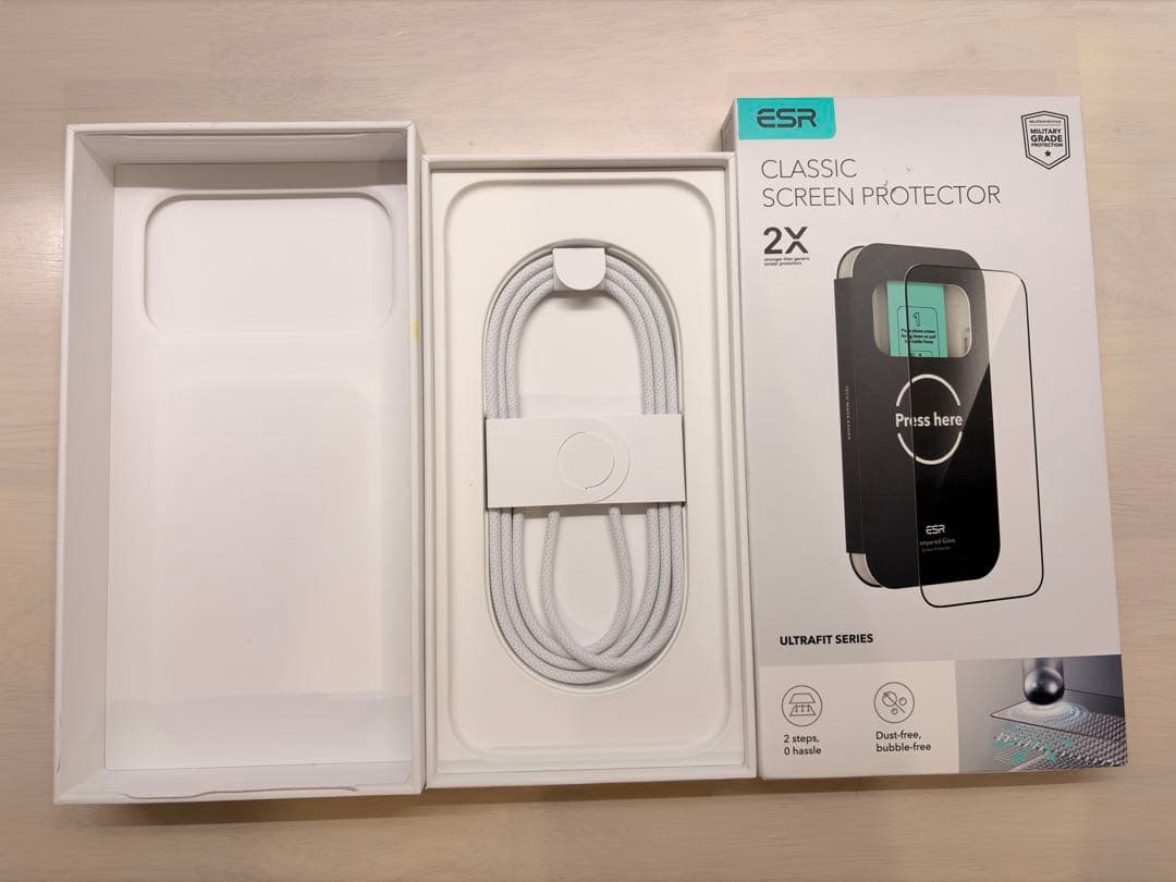 iPhone 17 Pro Max 256GB コズミックオレンジ　ケース