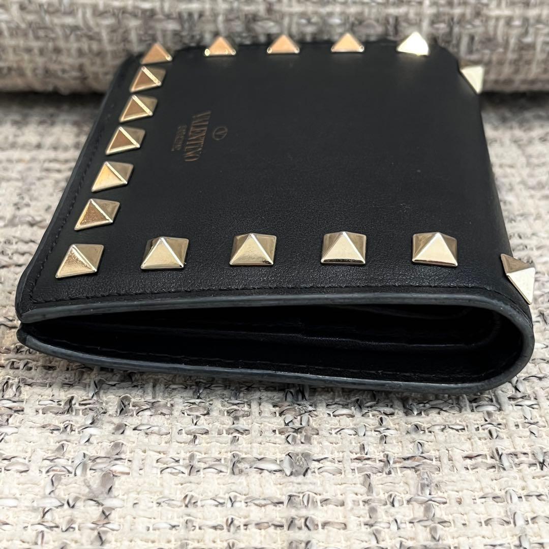 VALENTINO GARAVANI 二つ折り財布 黒 レザー