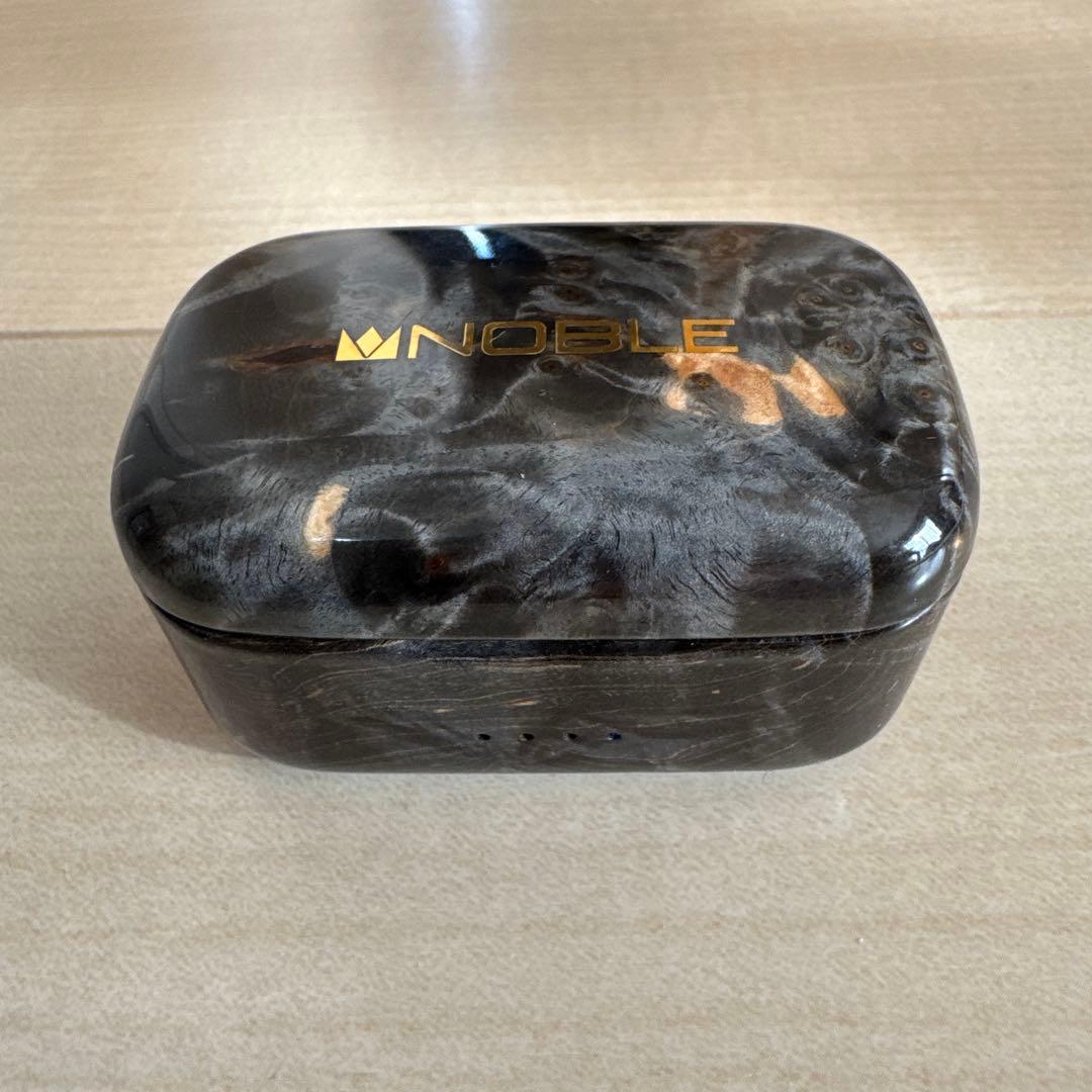 FoKus PRESTIGE ワイヤレスイヤホン