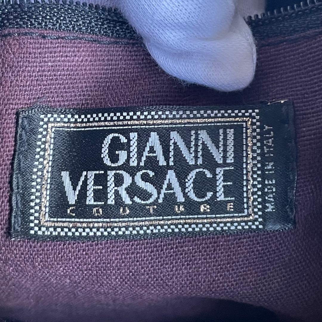 希少✨ジャンニヴェルサーチ リュック オールレザー メデューサ 巾着型 ブラック