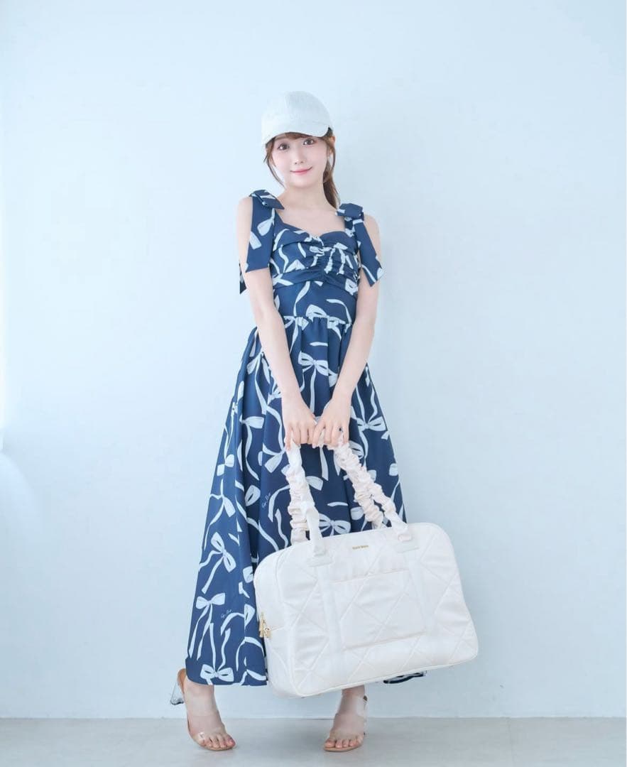 【新品タグ付】ロゼミューズ satin traveling boston bag