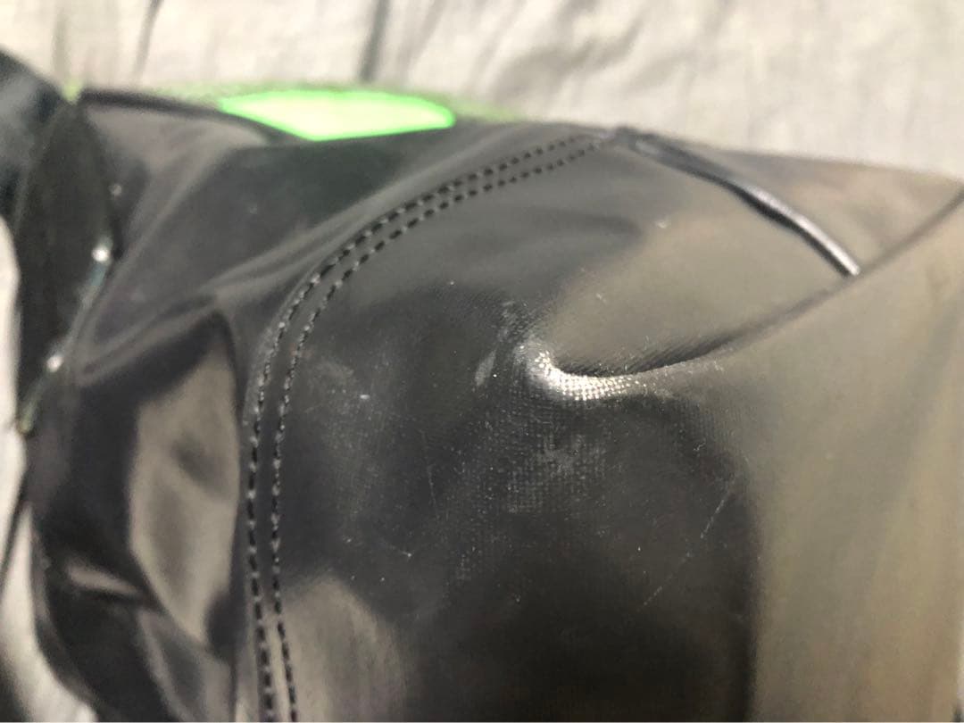 バッグ resistant messenger bag