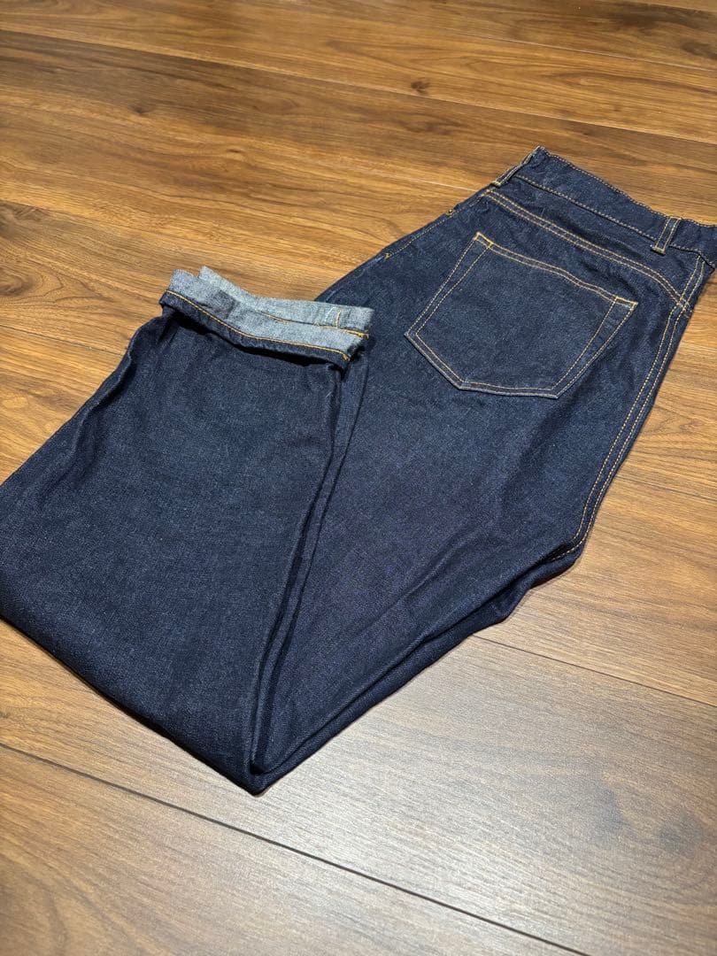 北欧　暮らしの道具店　大人のテーパードデニム