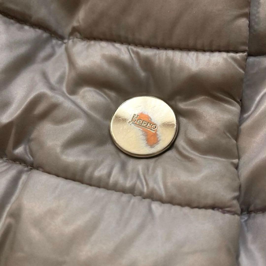 【 れいれい】HERNO　リバーシブル 半袖 ダウンジャケット 軽量 42