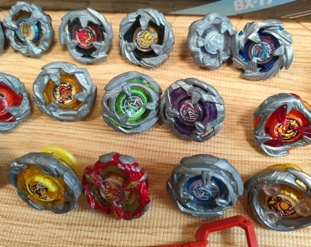 ベイブレードバースト スタジアム ベイブレード20個✨ランチャー9個付き セット