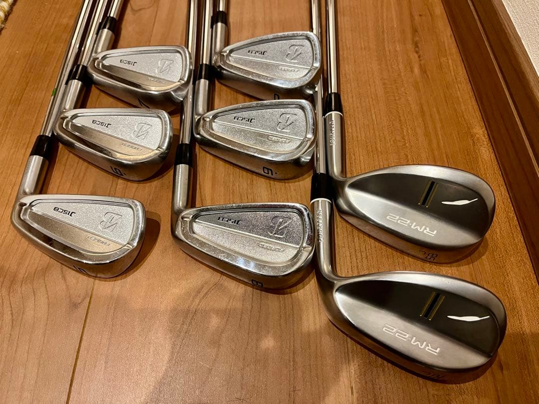 ブリヂストン J15CB アイアン フォーティーン RM 22 ウェッジ セット