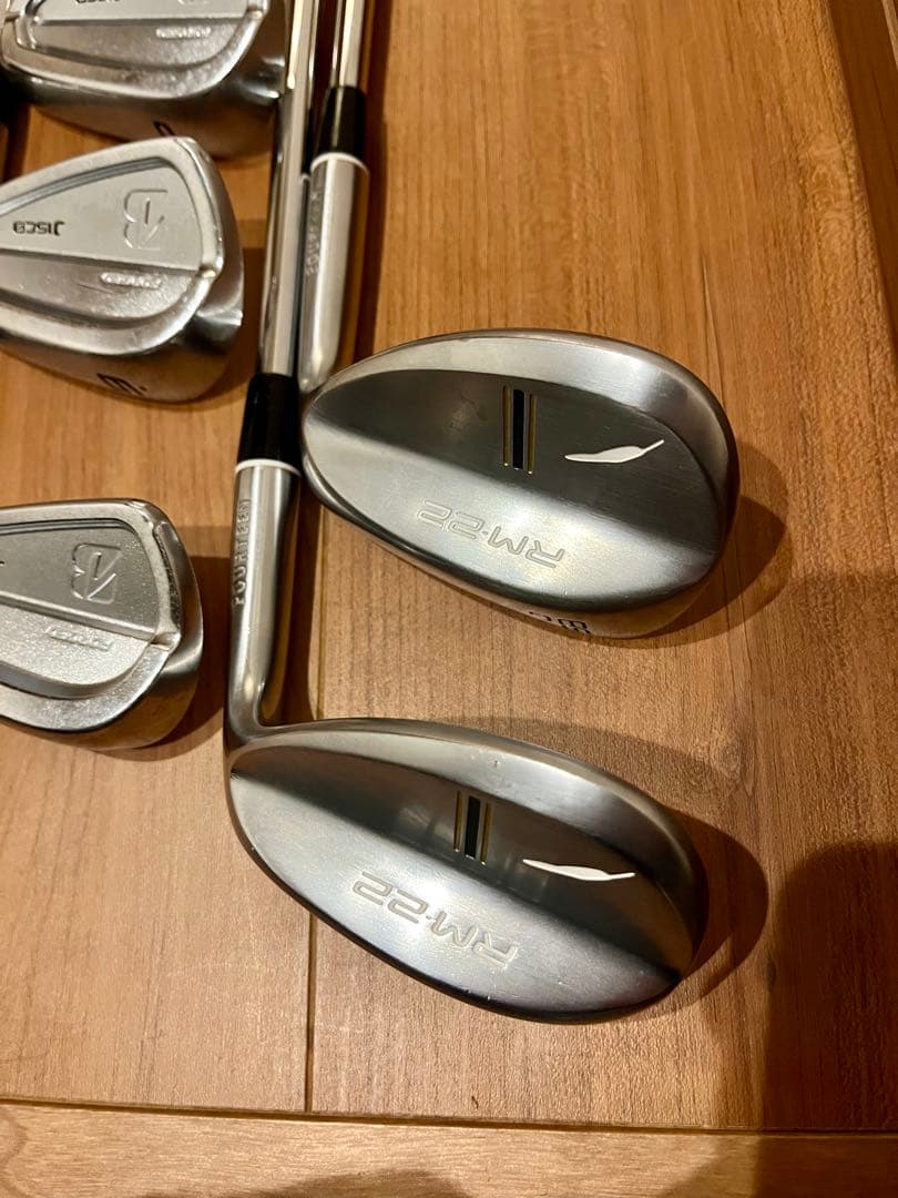 ブリヂストン J15CB アイアン フォーティーン RM 22 ウェッジ セット
