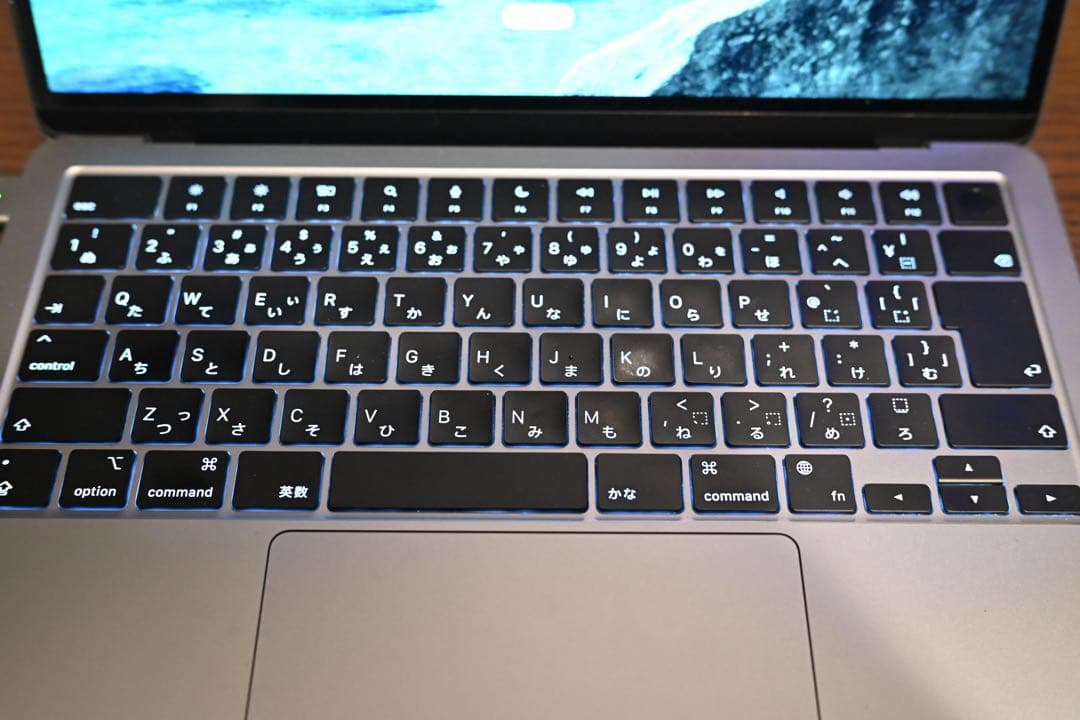 MacBook Air M2 16GB/256GB 13.6 美品