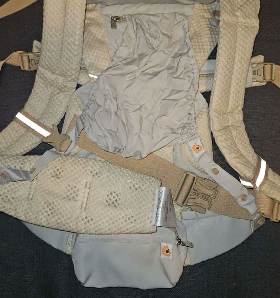 エルゴ　抱っこ紐　オムニブリーズ　人気色　極美品　新生児から４歳ごろまで