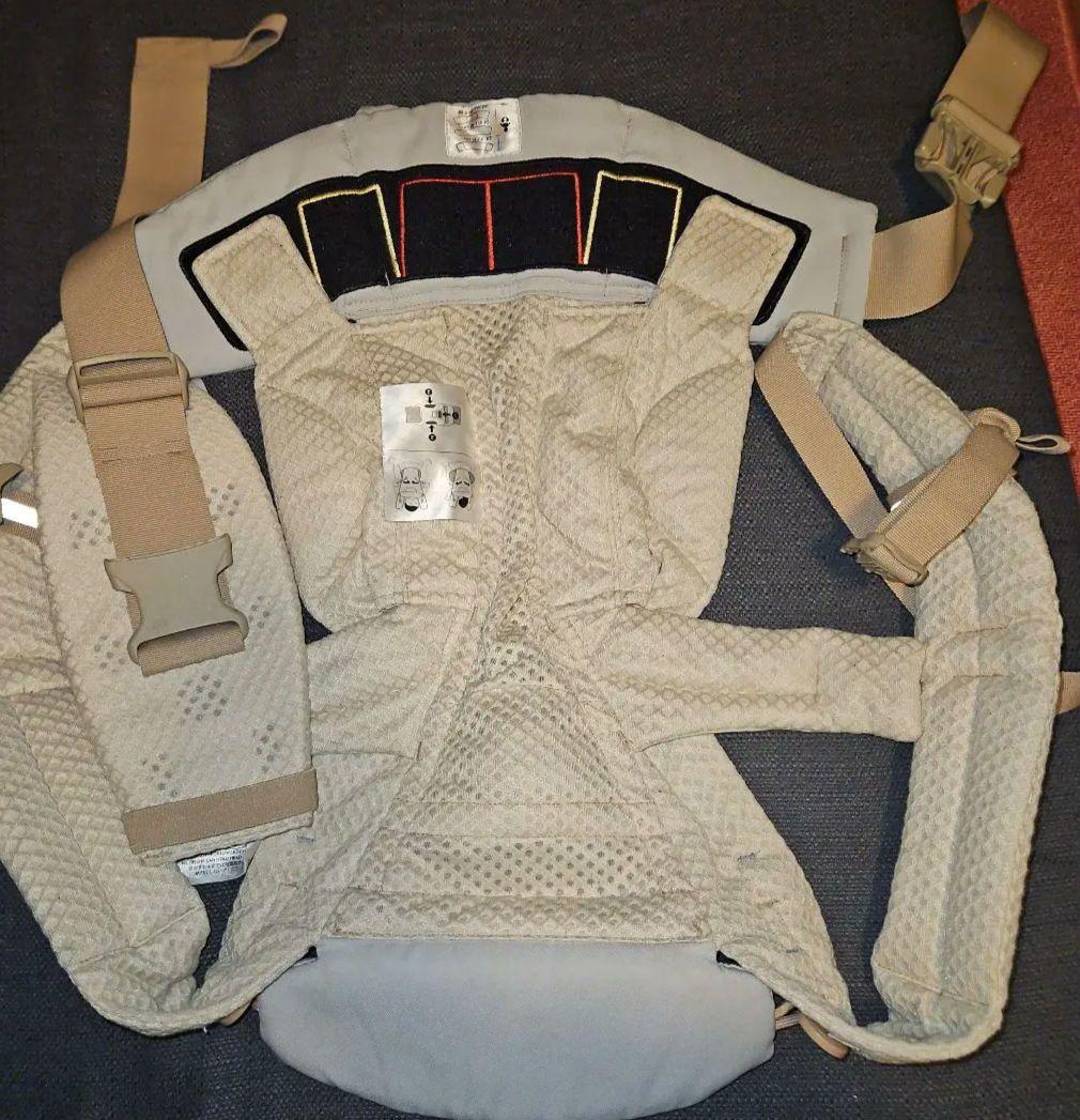 エルゴ　抱っこ紐　オムニブリーズ　人気色　極美品　新生児から４歳ごろまで