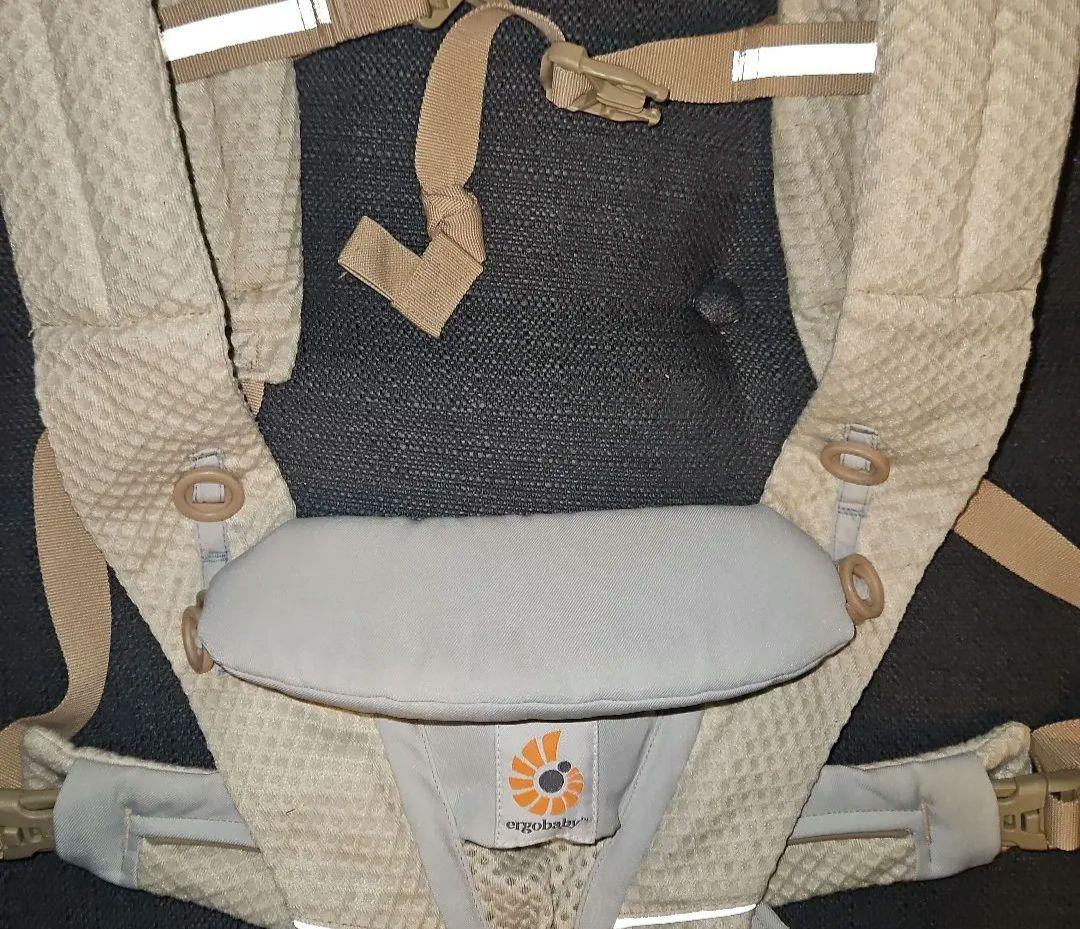 エルゴ　抱っこ紐　オムニブリーズ　人気色　極美品　新生児から４歳ごろまで