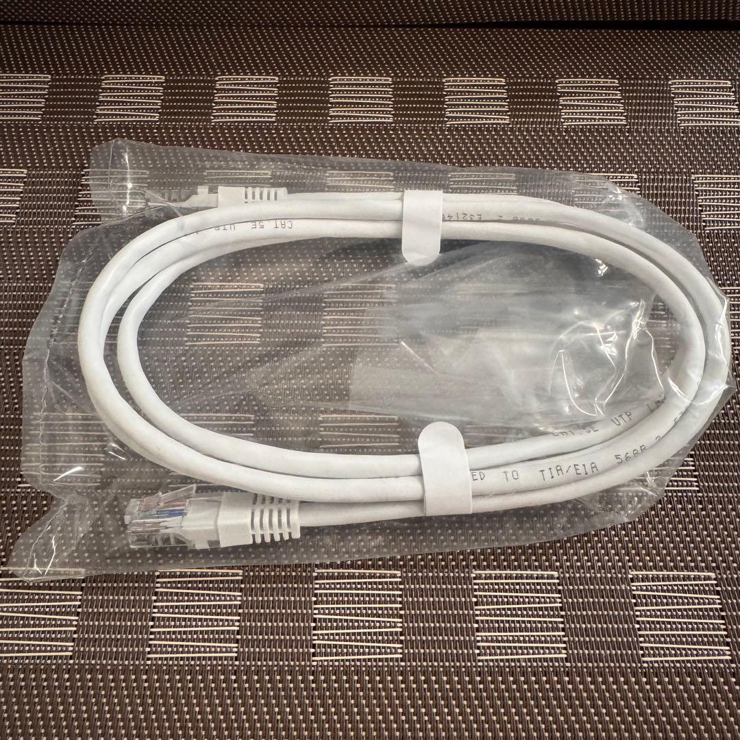 送料込み☆Speed Wi-Fi  5G＊L13 無線LANルーター☆白