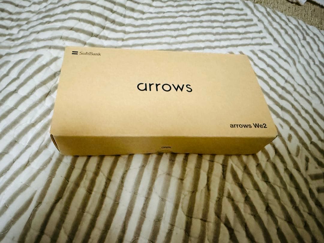 【新品未開封】arrows We2 SoftBank ライトオレンジ