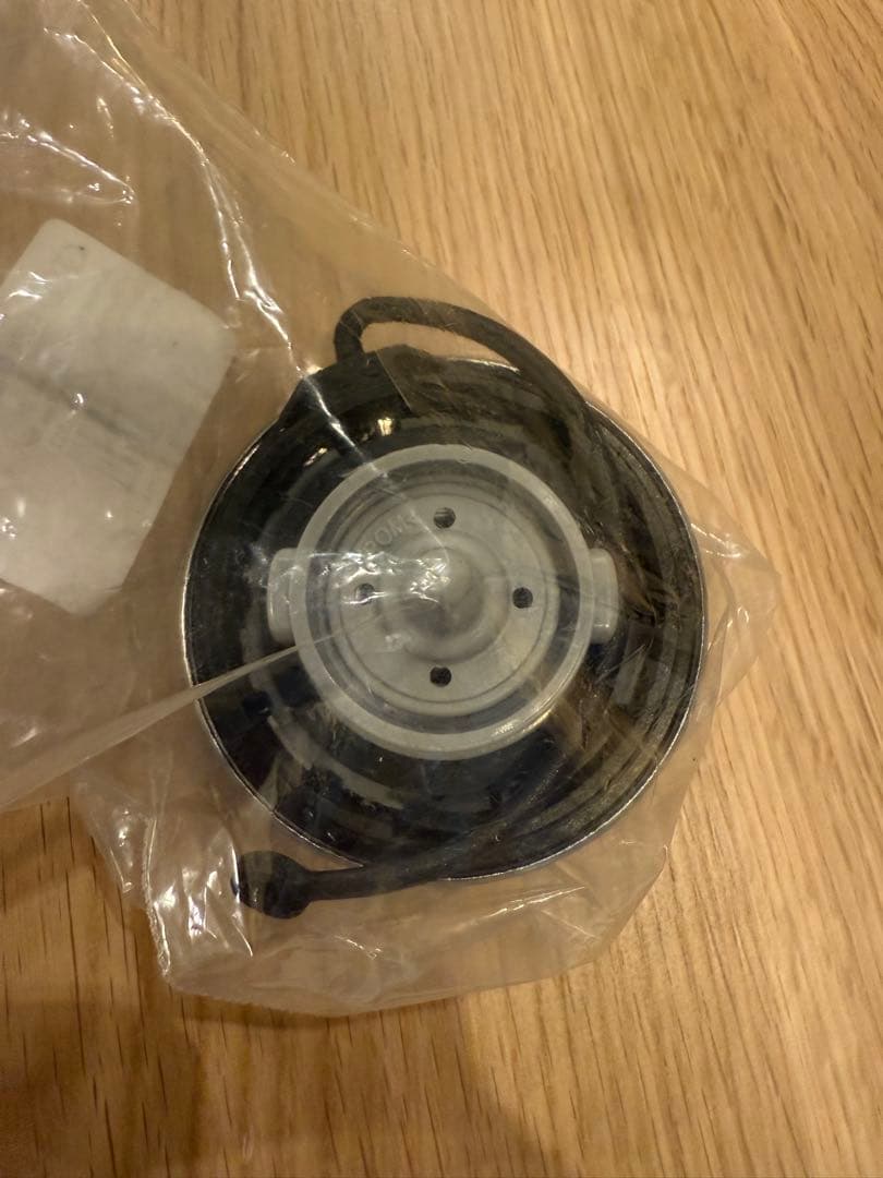 美品　純正Porsche ポルシェ フューエルキャップアルミルック 燃料キャップ
