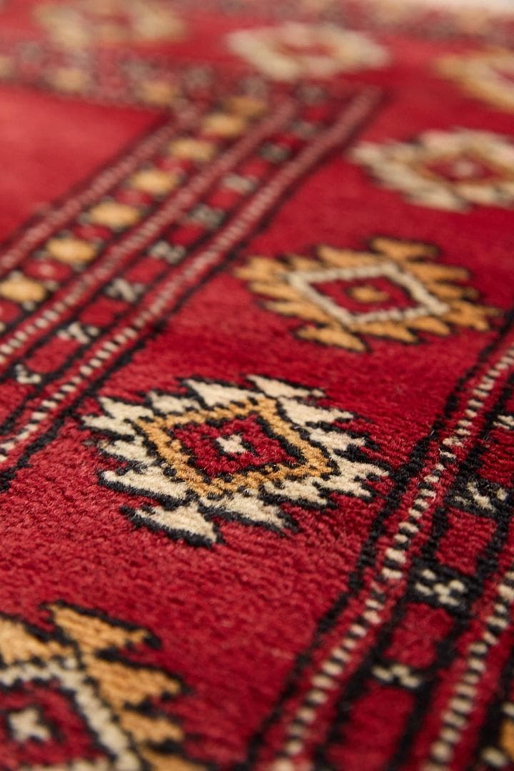 ヴィンテージラグ　トライバルラグ　ラホール産（130cm×78cm）赤　茶　黒