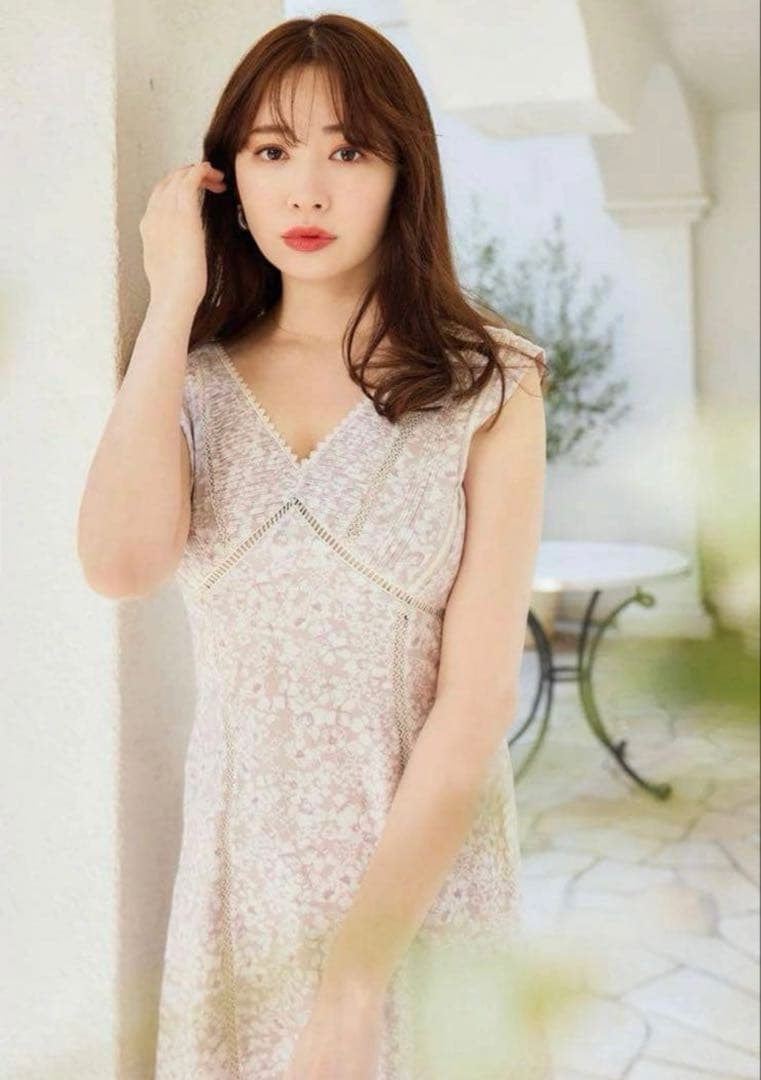 Herlipto Lace Trimmed Floral Dress sサイズ