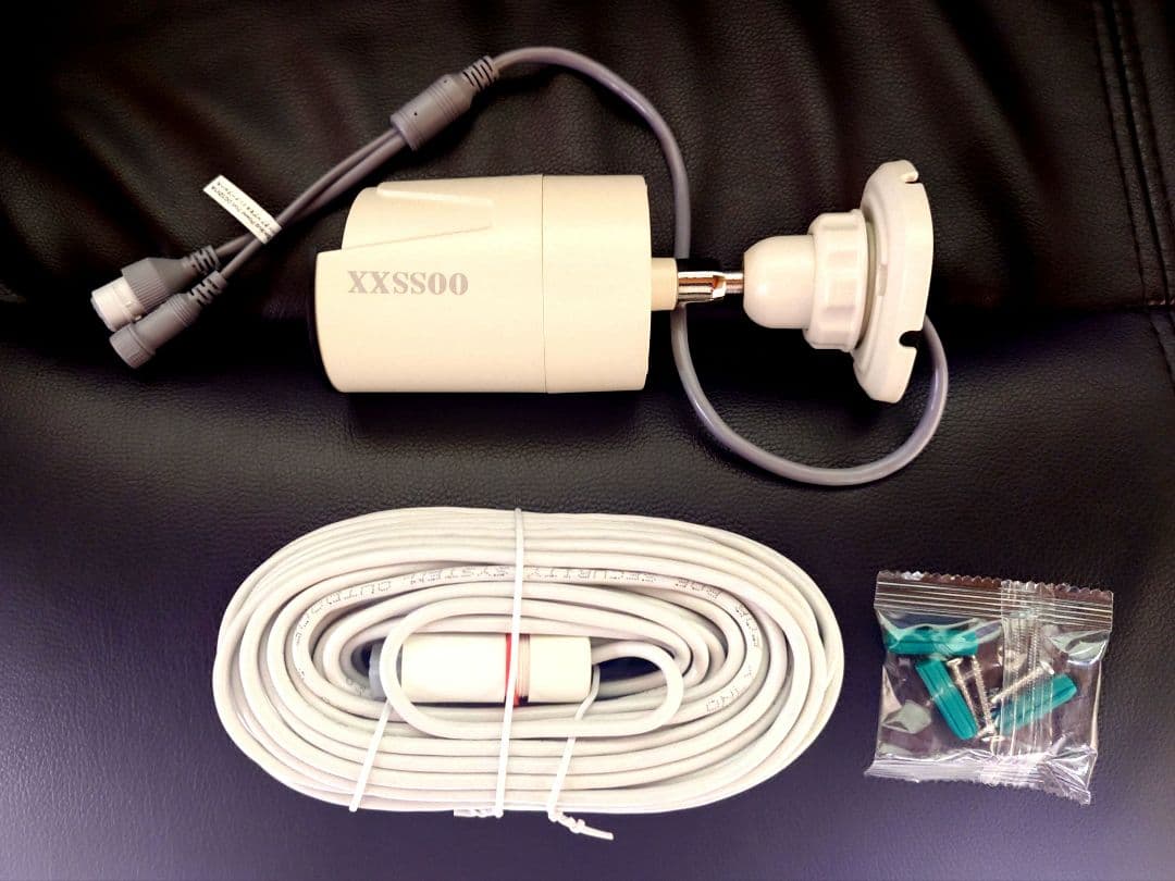 防犯カメラOOSSXX社製 500万画素 POE用LANケーブル付属