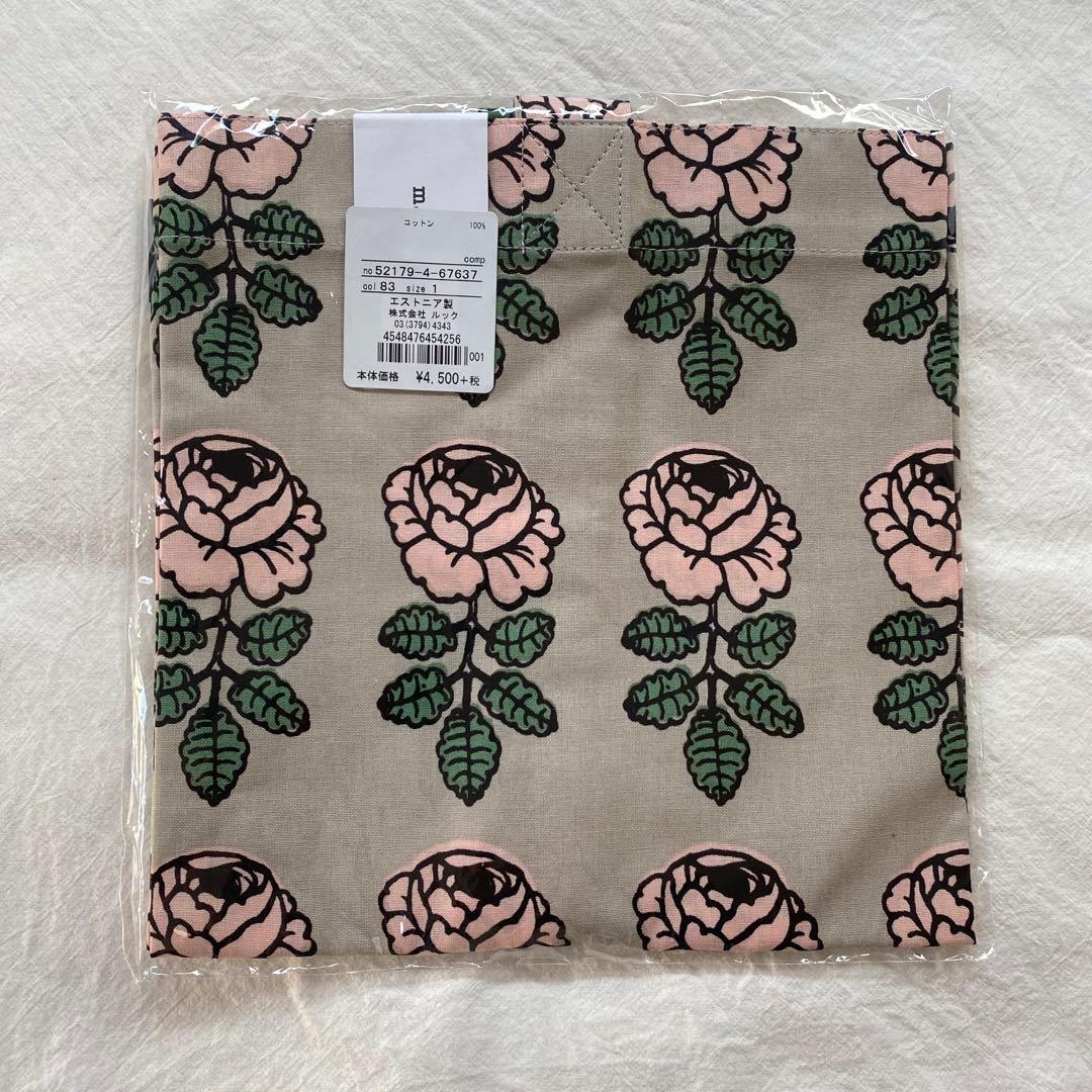 マリメッコ　ヴィヒキルース　トートバッグ　エコバッグ　Vihkiruusu