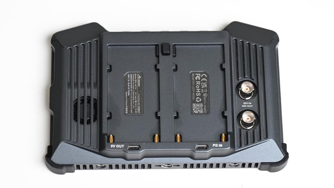 Accsoon CineView M7カメラビデオモニター （ケージキット付き）