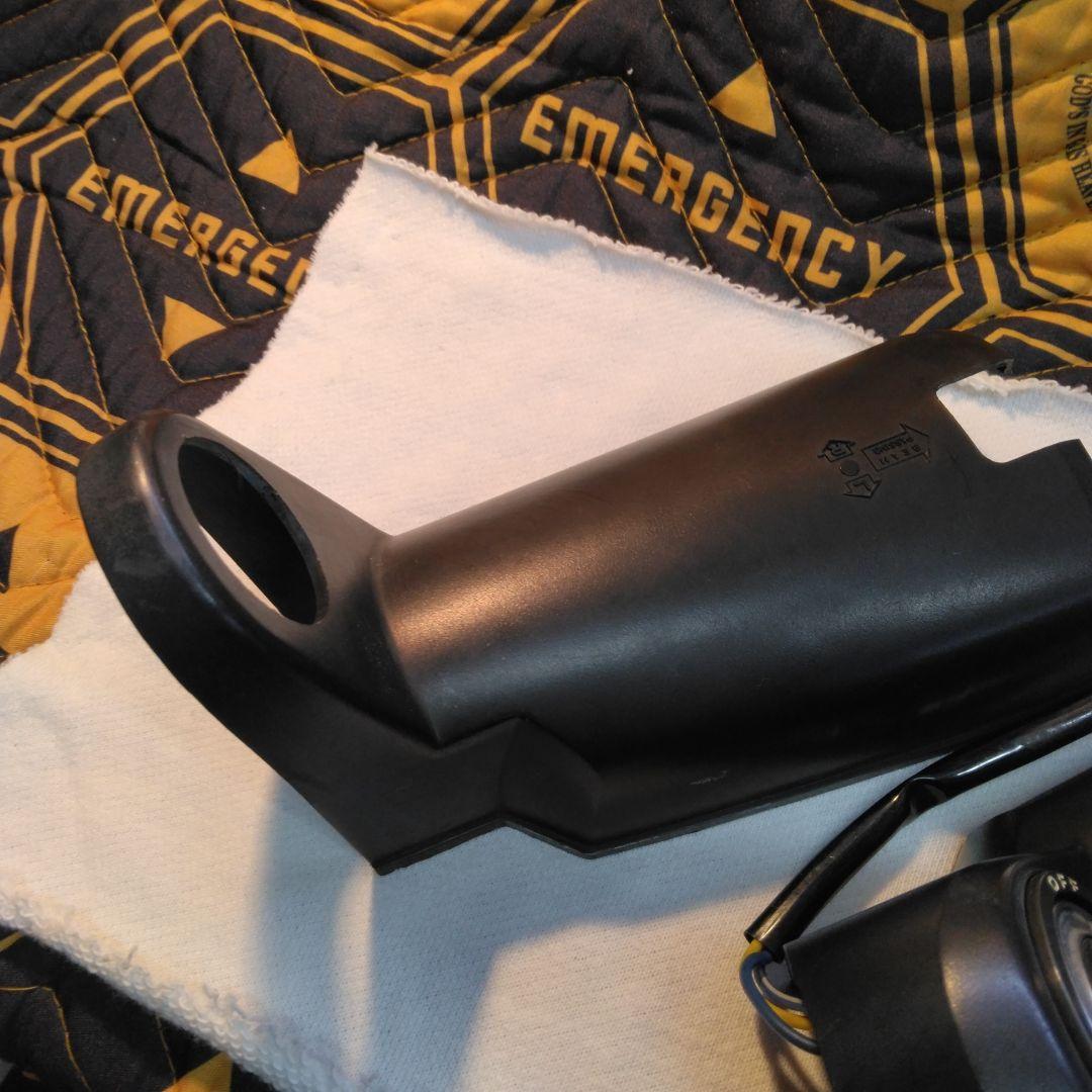 sj10 ジムニー　ステアリングに付属スイッチ