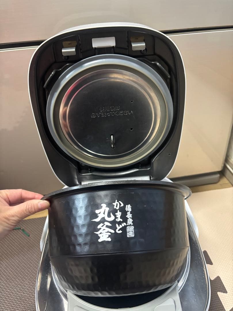 TOSHIBA 真空圧力IHジャー炊飯器 RC-10VXV-2024年製