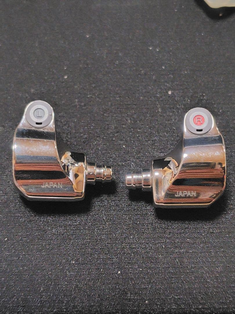 ★ソニー3年ワイド保証書付,美品★ SONY IER-Z1R