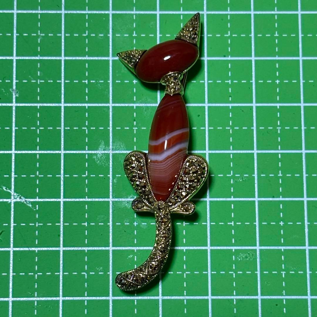 な*め様 碌山 ろくざん 猫のブローチ 瑪瑙 メノウ ネコ アンティーク調　SV