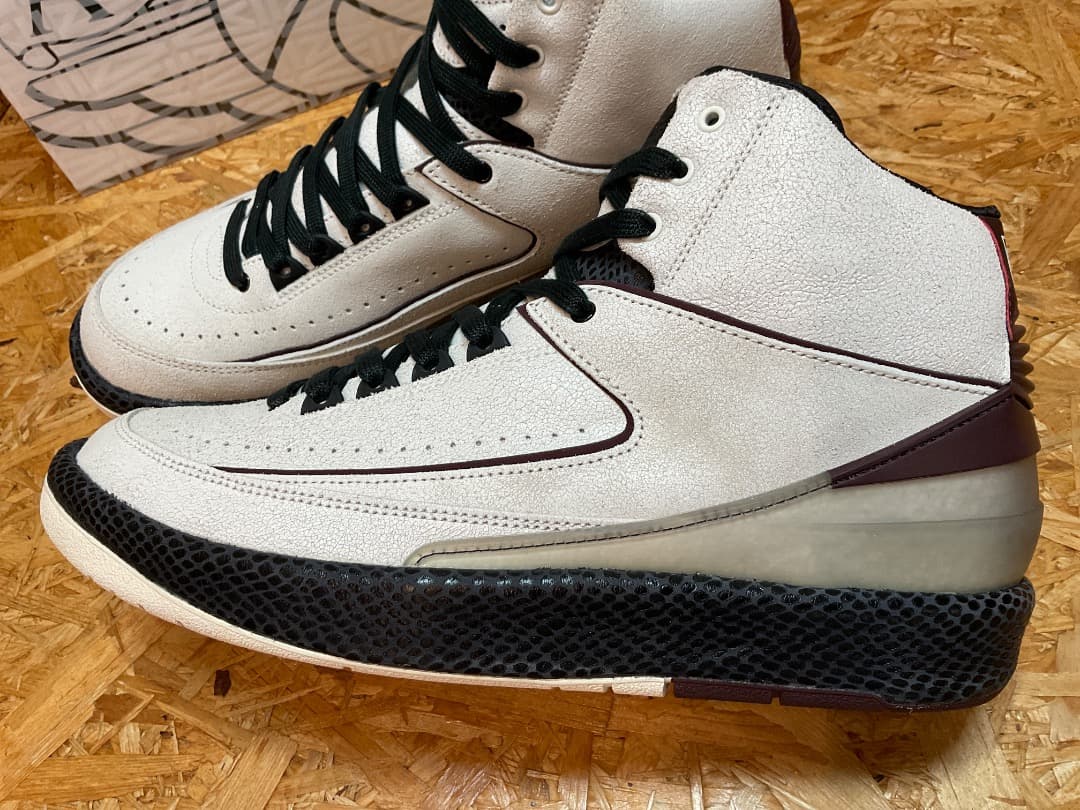 美品 ナイキ × アママニエール DO7216-100 エアジョーダン2 レトロ