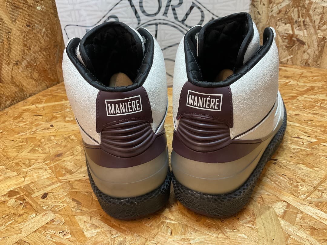 美品 ナイキ × アママニエール DO7216-100 エアジョーダン2 レトロ