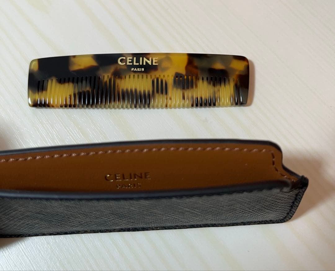 セリーヌ　ケース付きコーム