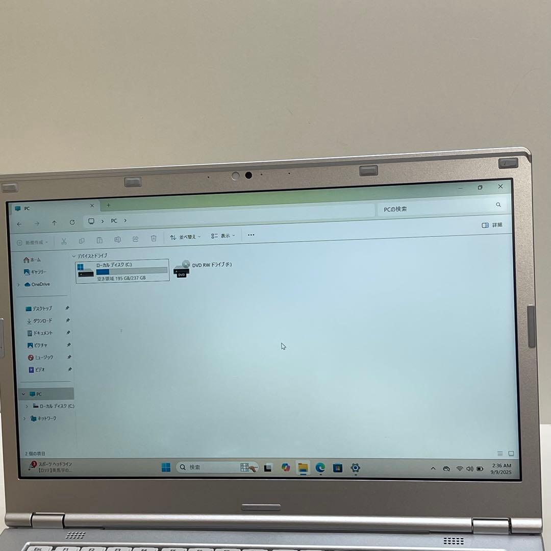 #238 パナソニックCFLX5-3 i5-6300U 8GB SSD256GB