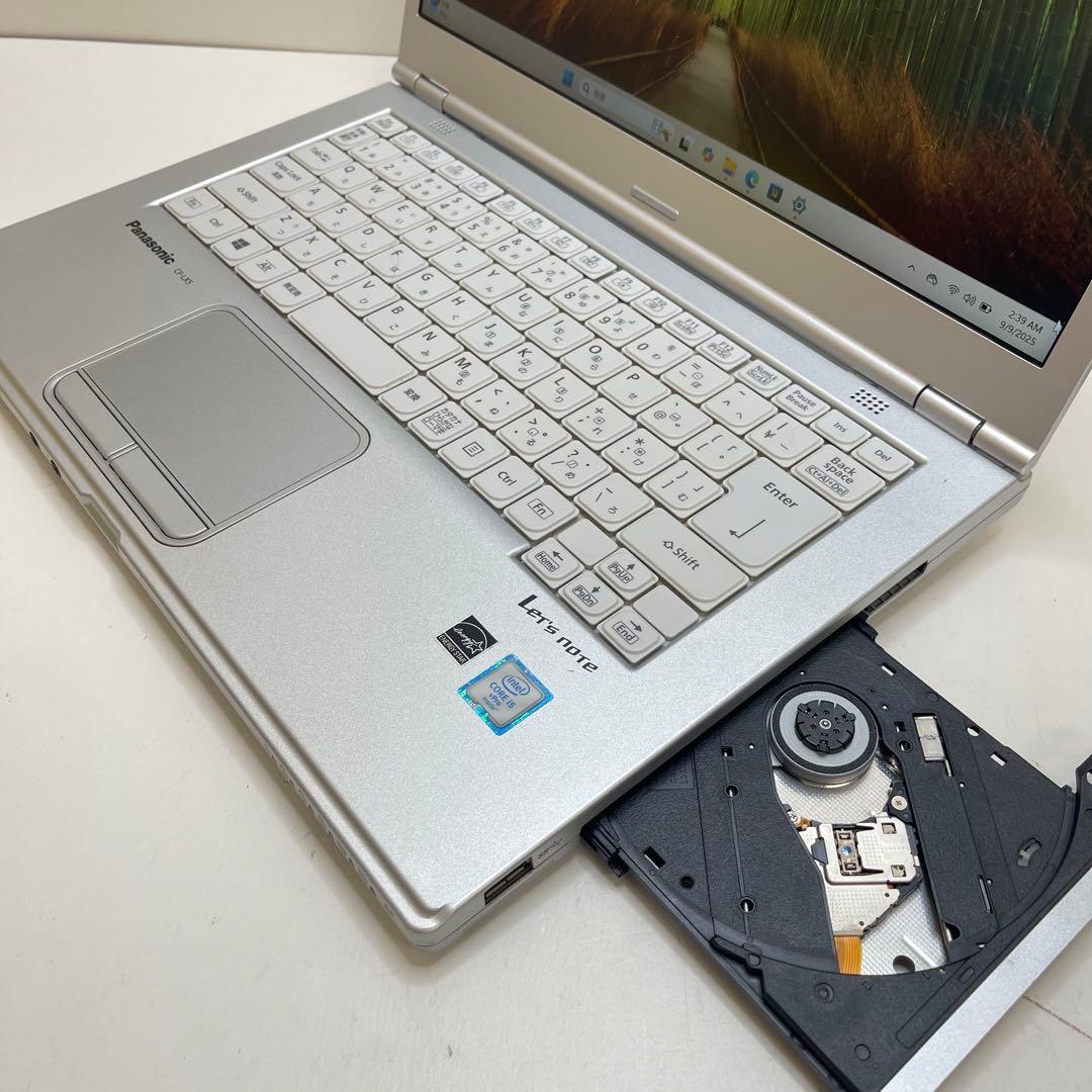 #238 パナソニックCFLX5-3 i5-6300U 8GB SSD256GB