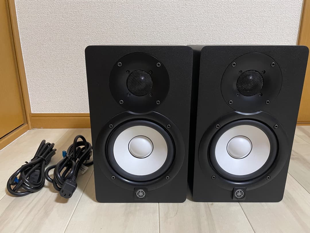 スピーカー・ウーファー YAMAHA HS5