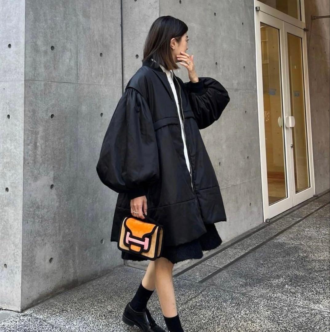 【週末限定値下】machatt トップサーモフォルムコート　中綿　ブラック