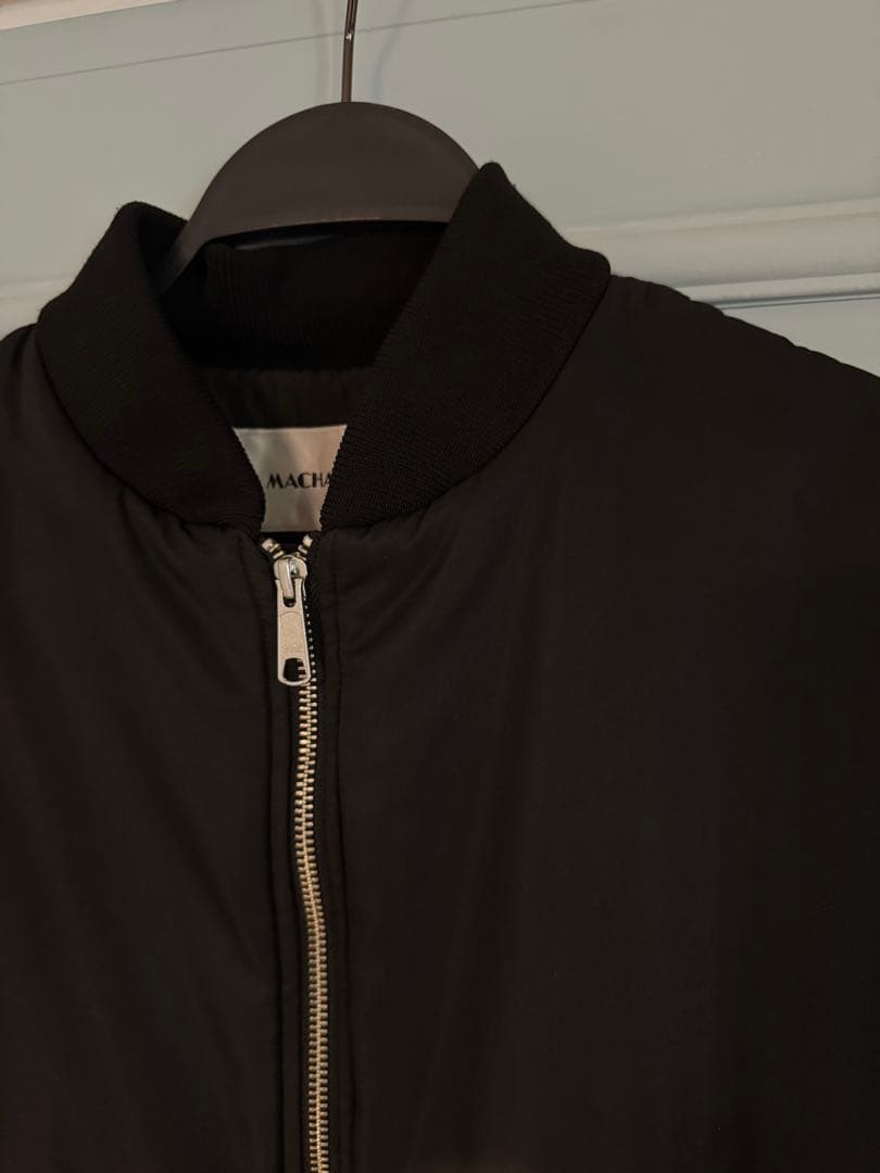 【週末限定値下】machatt トップサーモフォルムコート　中綿　ブラック