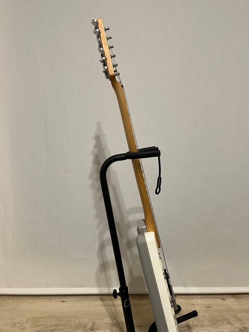 CASIO EG-5 エレキング アンプスピーカー内臓 エレキギター ホワイト