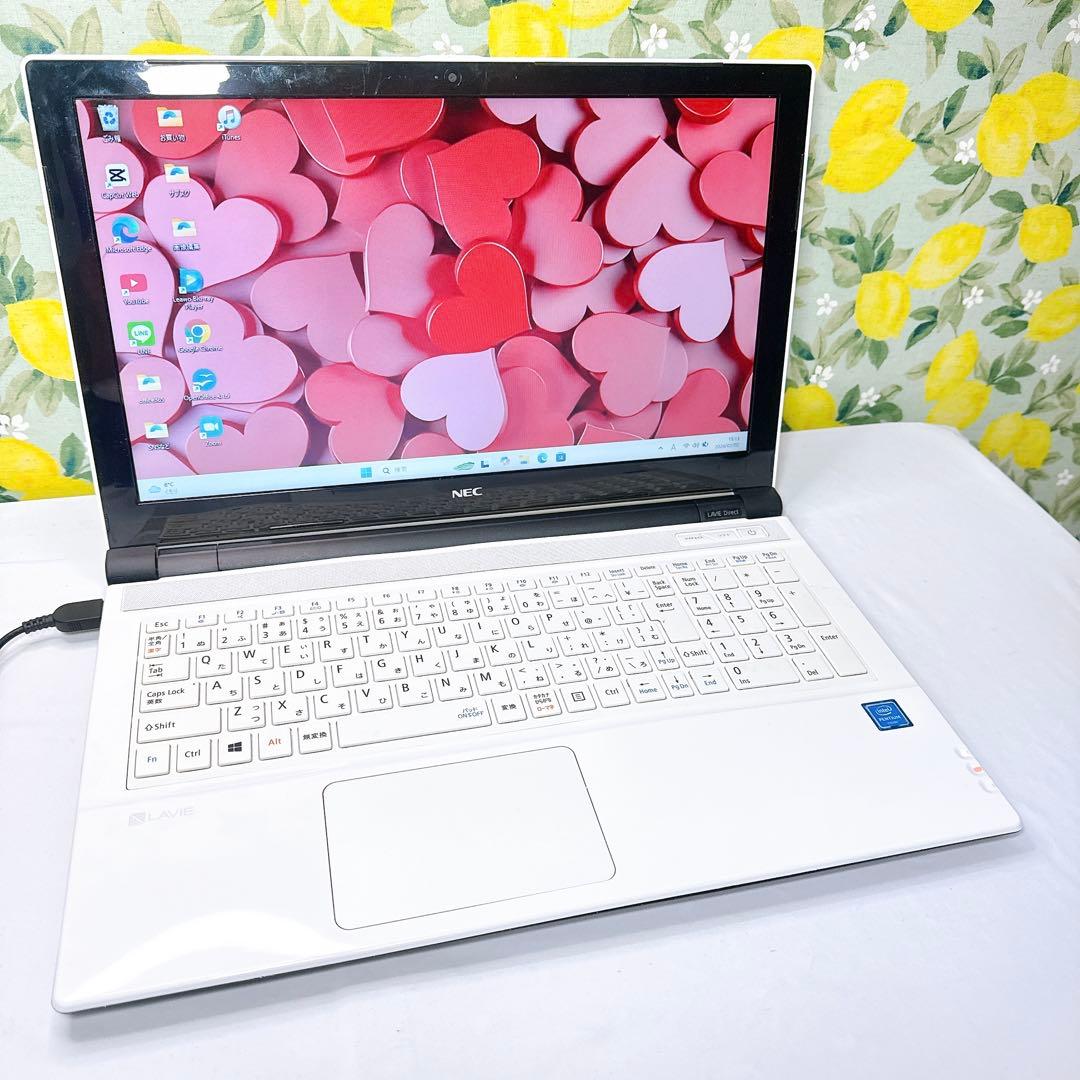 薄型おしゃれ❤️ホワイトノート❤️Windows11❤️動画編集や事務作業❤️使い勝手◯