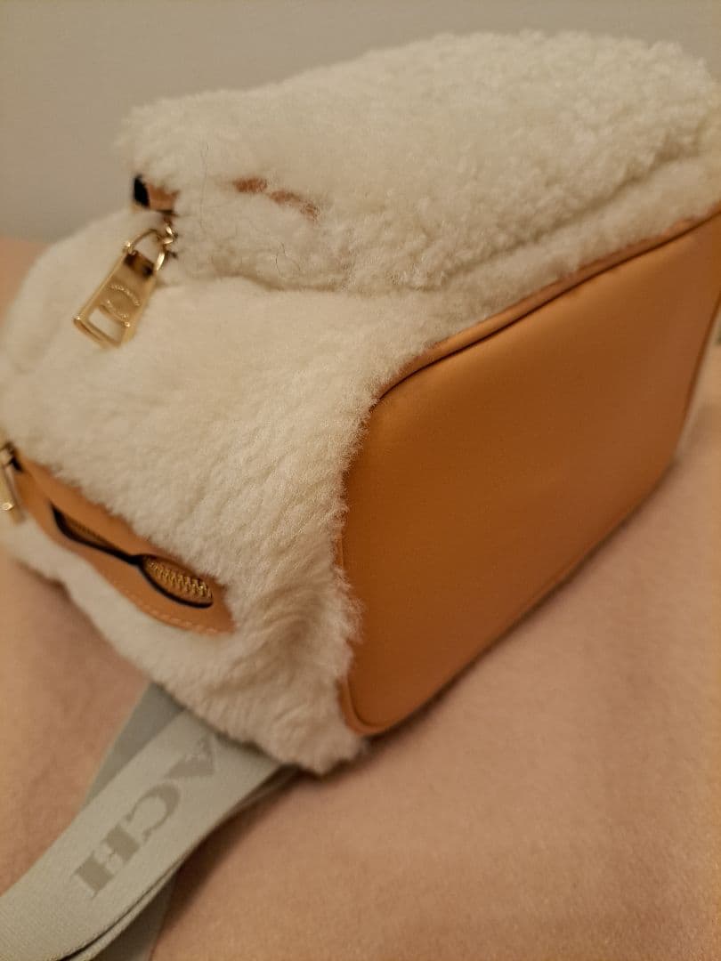 専用極美品コーチムートンリュック