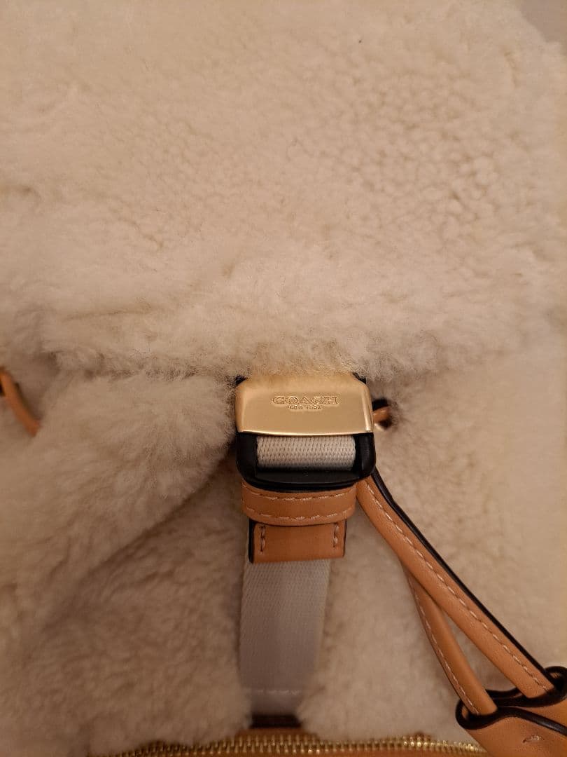 専用極美品コーチムートンリュック