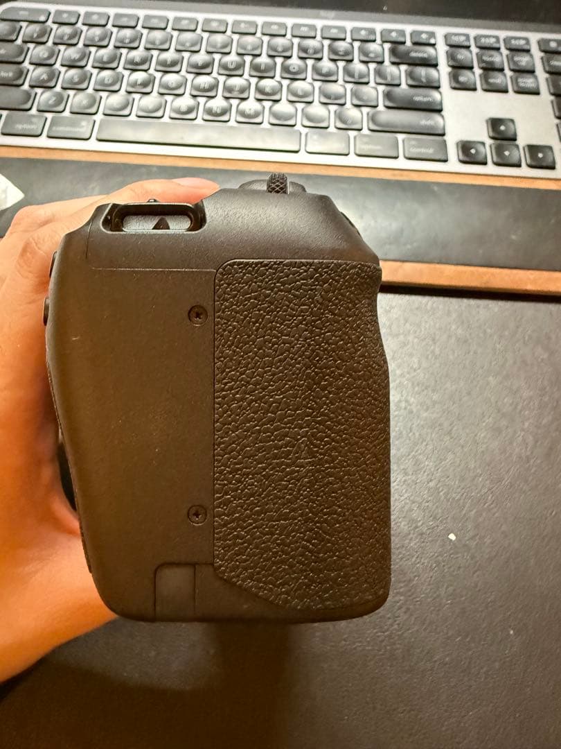 Canon EOS RP ミラーレス一眼 カメラ(本体のみ)