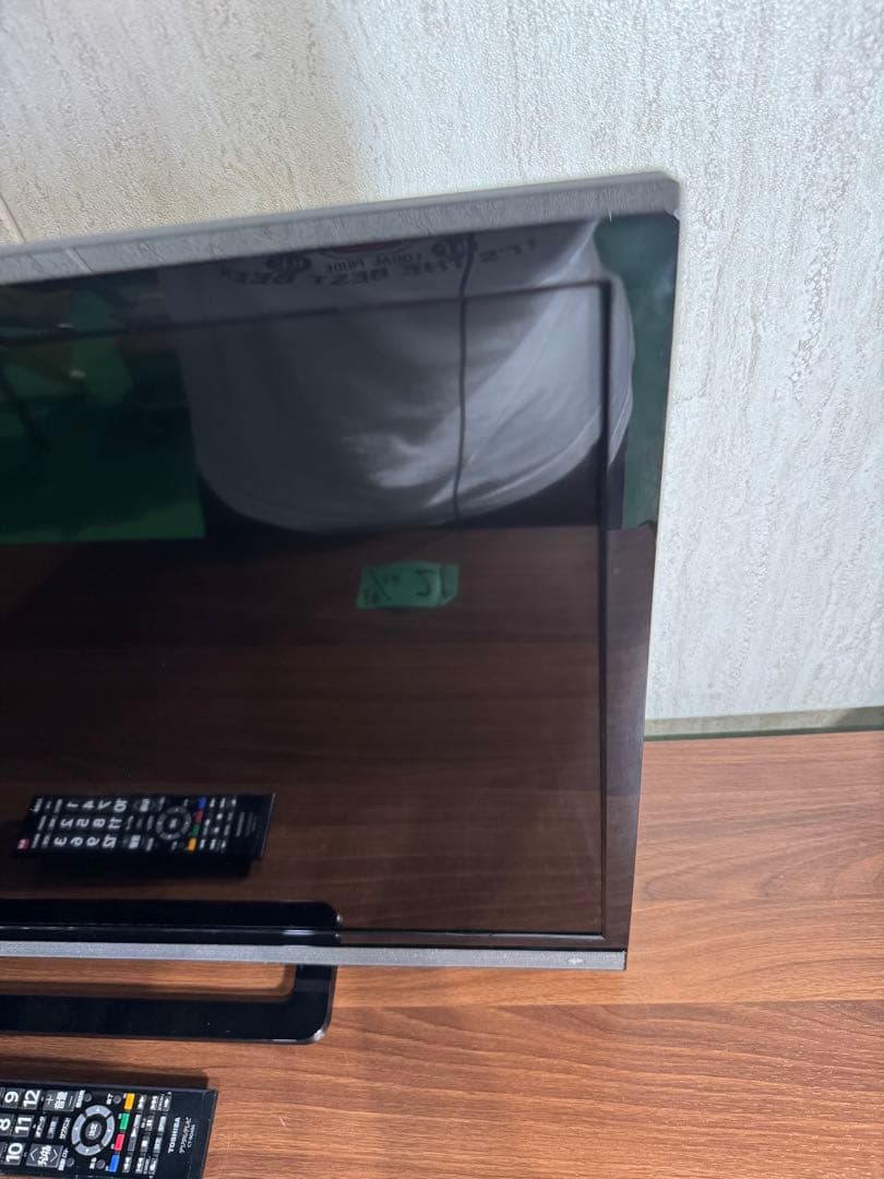 TOSHIBA REGZA 32V30 液晶テレビ ￼32型 リモコン付き