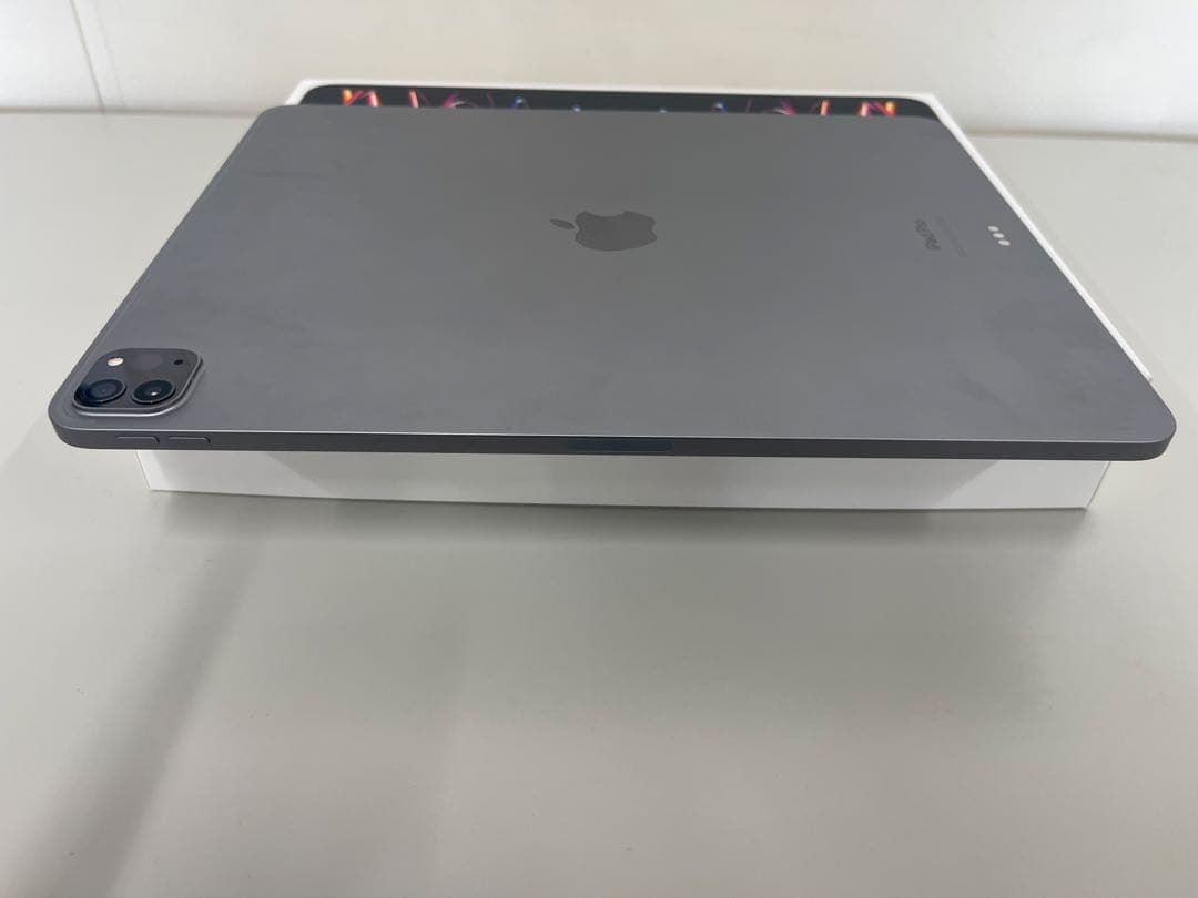 iPad Pro 12.9インチ 第6世代 256GB Wi-Fi　フルセット