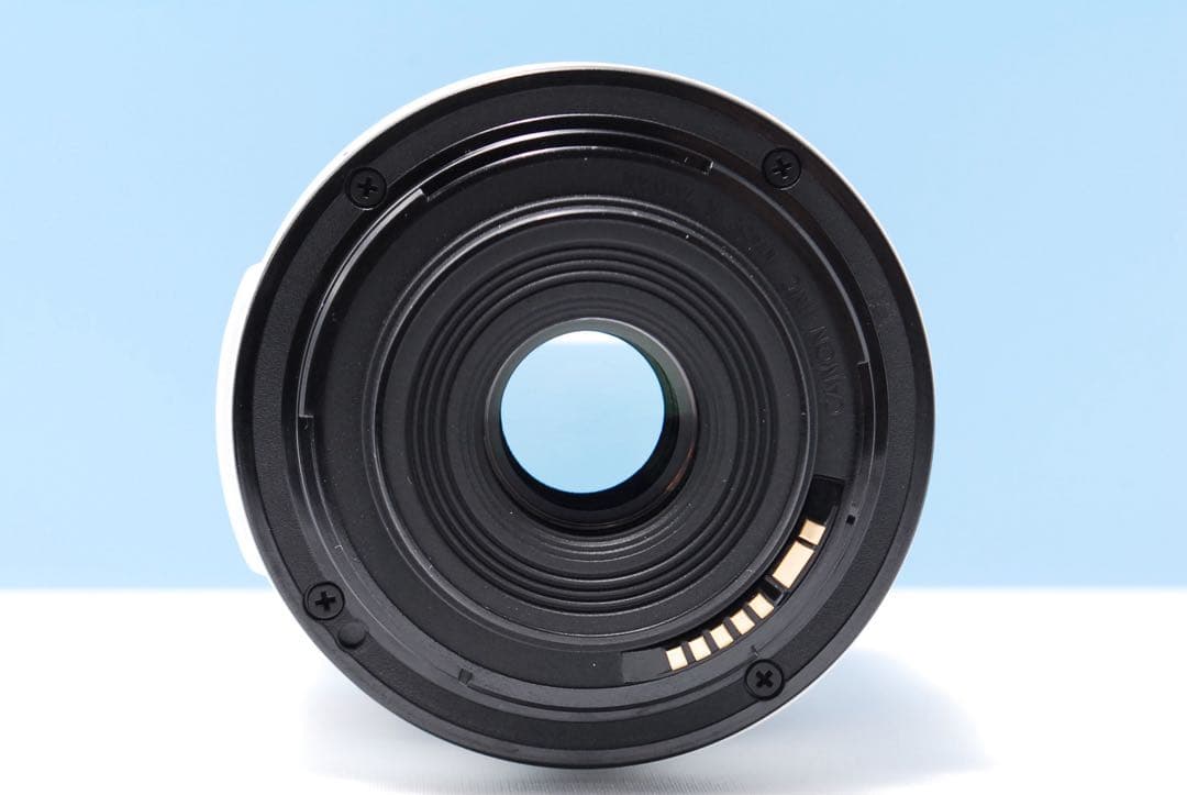 【ショット数少ない】Canon Kiss x7 ホワイト 手ぶれ補正 初心者