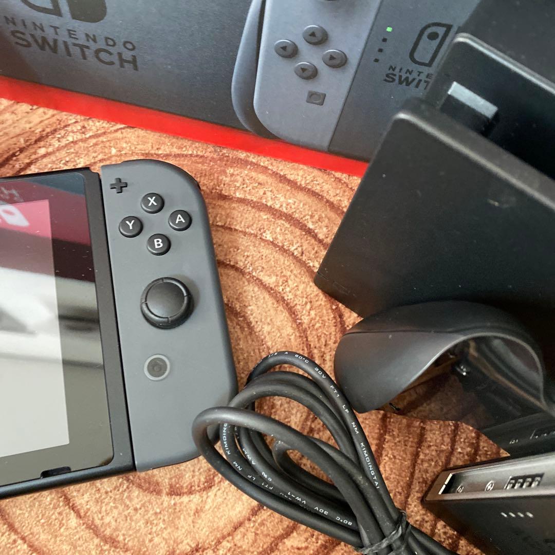 Nintendo Switch ニンテンドースイッチ本体　グレー ①