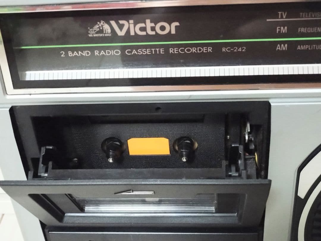希少レトロ Victor カセットレコーダー付 ラジオ RC-242