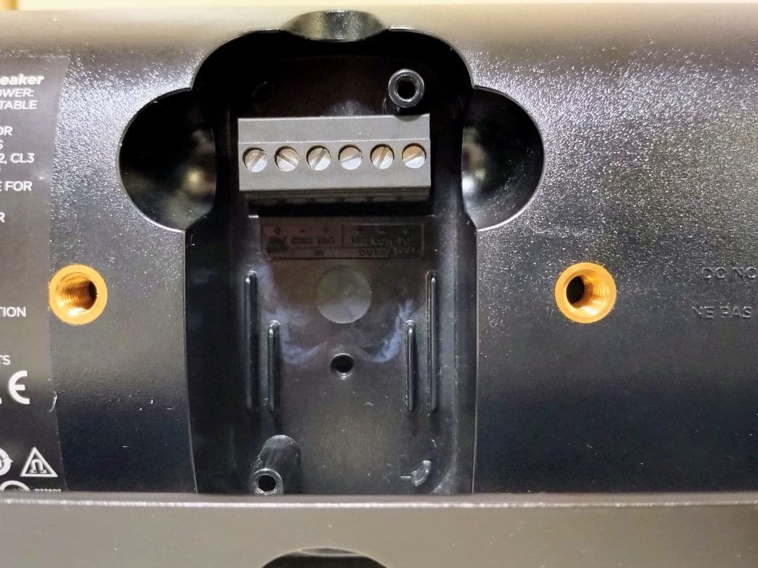 BOSE FREESPACE FS2SE 壁掛け型スピーカー