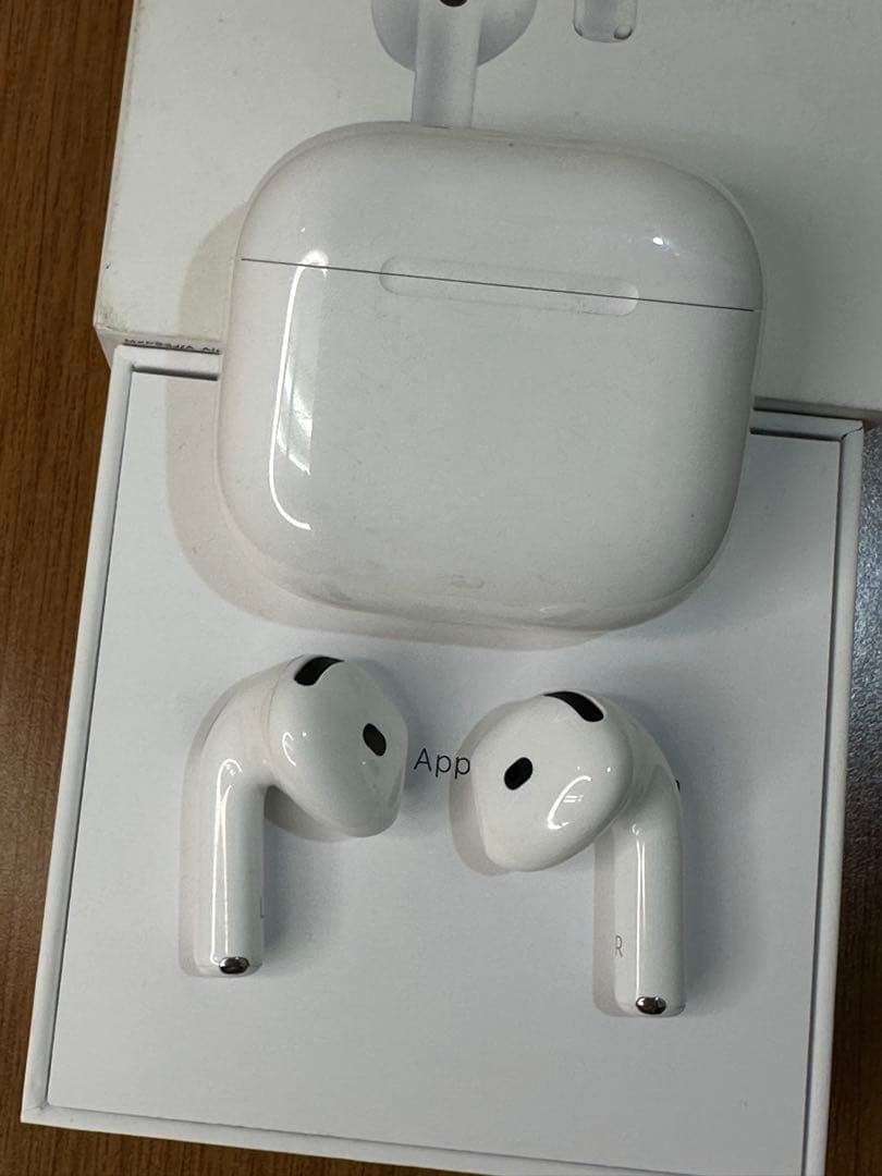 AirPods4 ANC搭載モデル MXP93J/A G96HJ