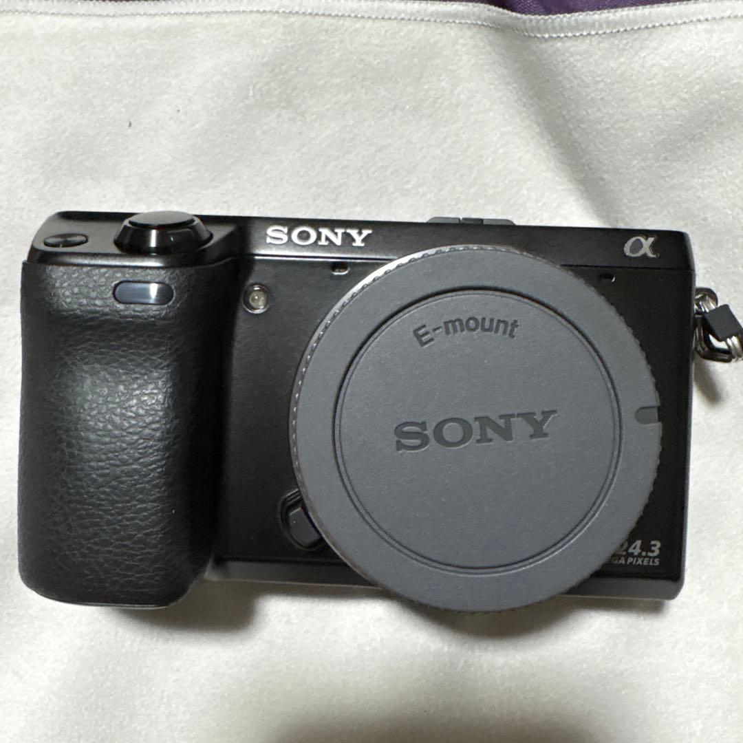 当時品　未使用SONY α NEX-7 ズームレンズキット ファインダーが難あり